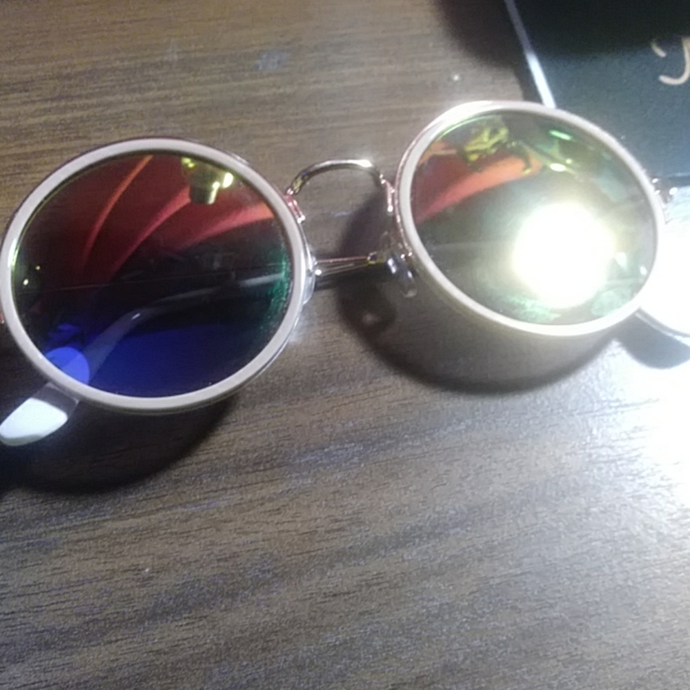 Retro Round Sunglasses